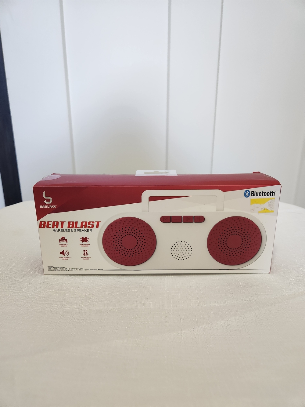 Beat Blast Wireless Bluetooth Speaker - Red and White